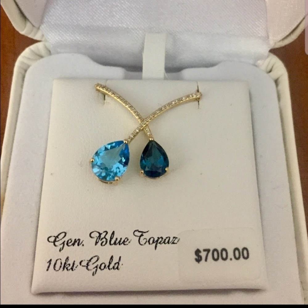 10kt gold blue topaz